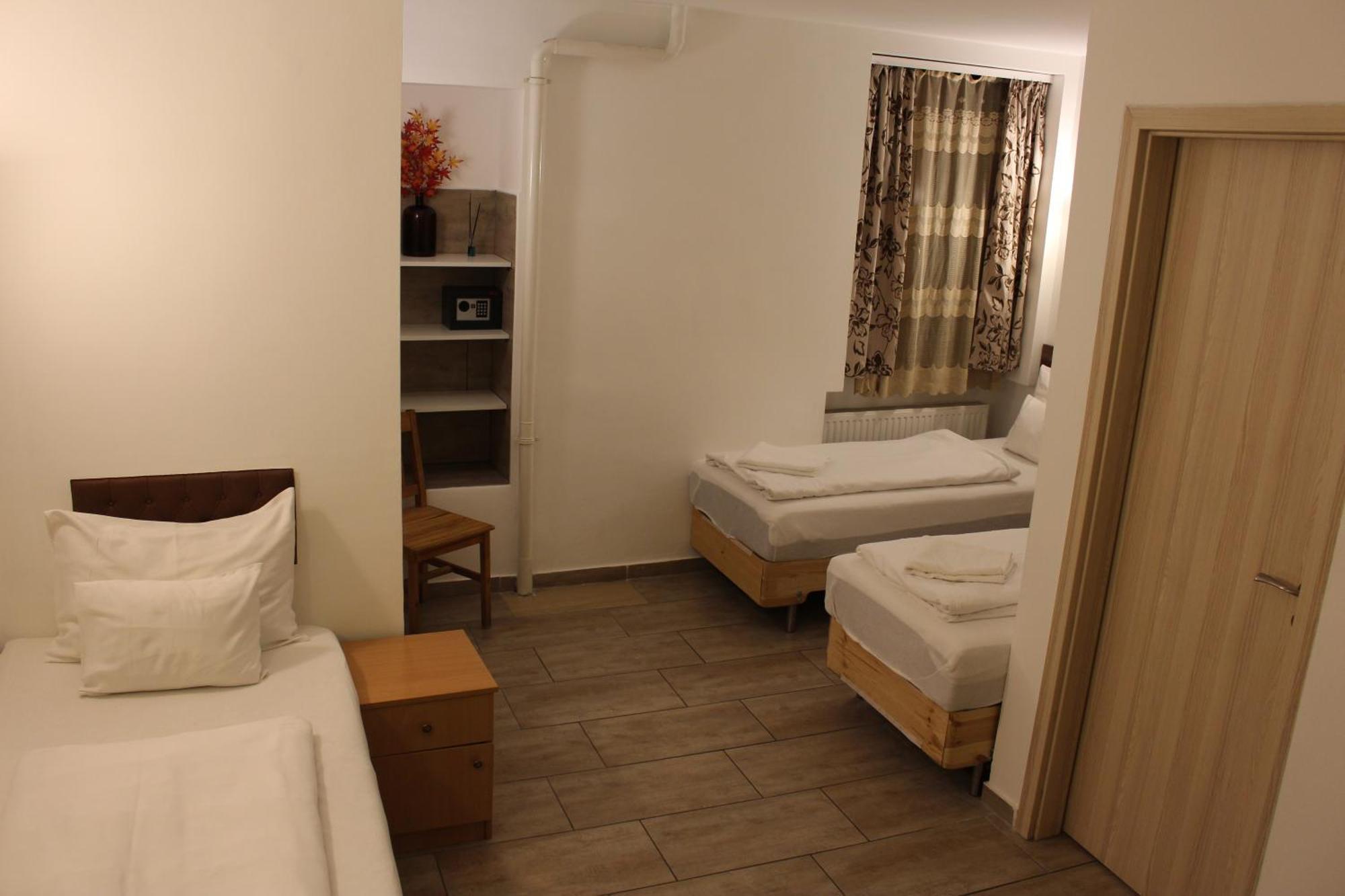 Esprit Hotel Budapest Exterior photo